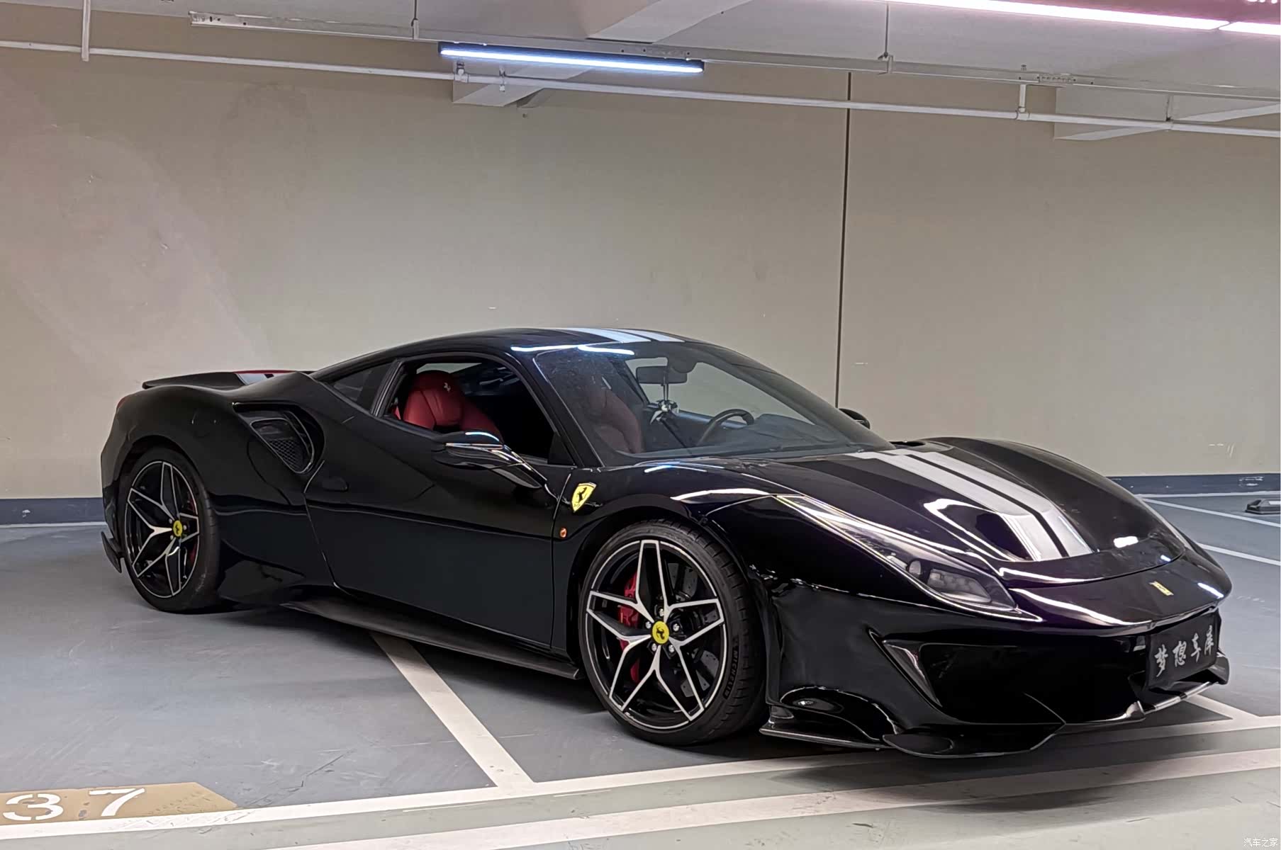 Ferrari 488, 2016 все фото