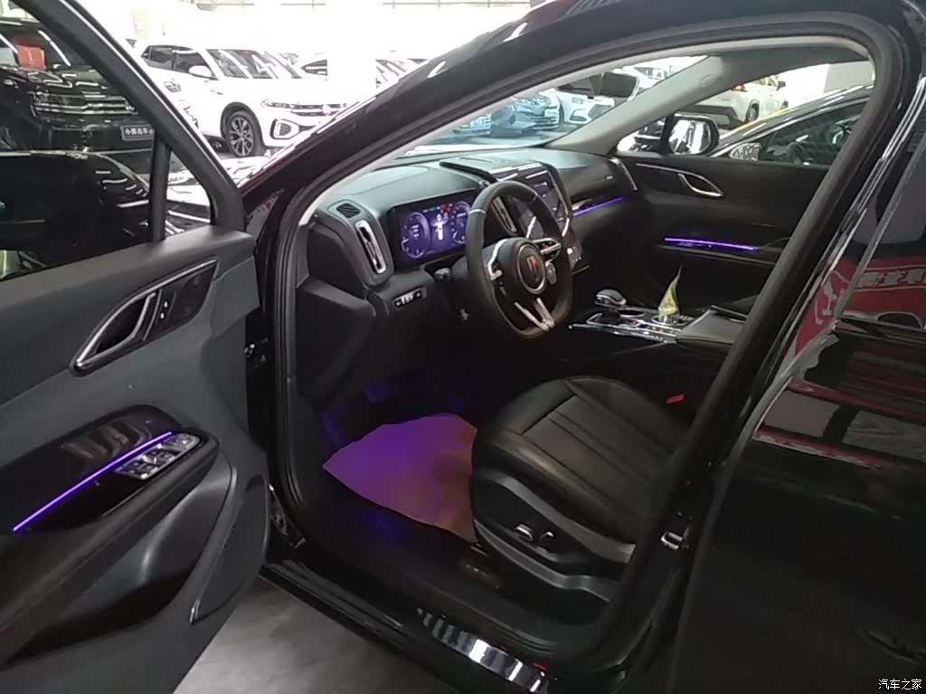 Hongqi HS3, 2024 15