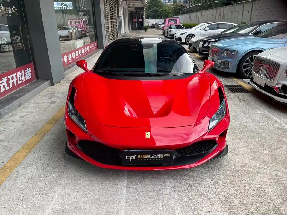 Ferrari F8