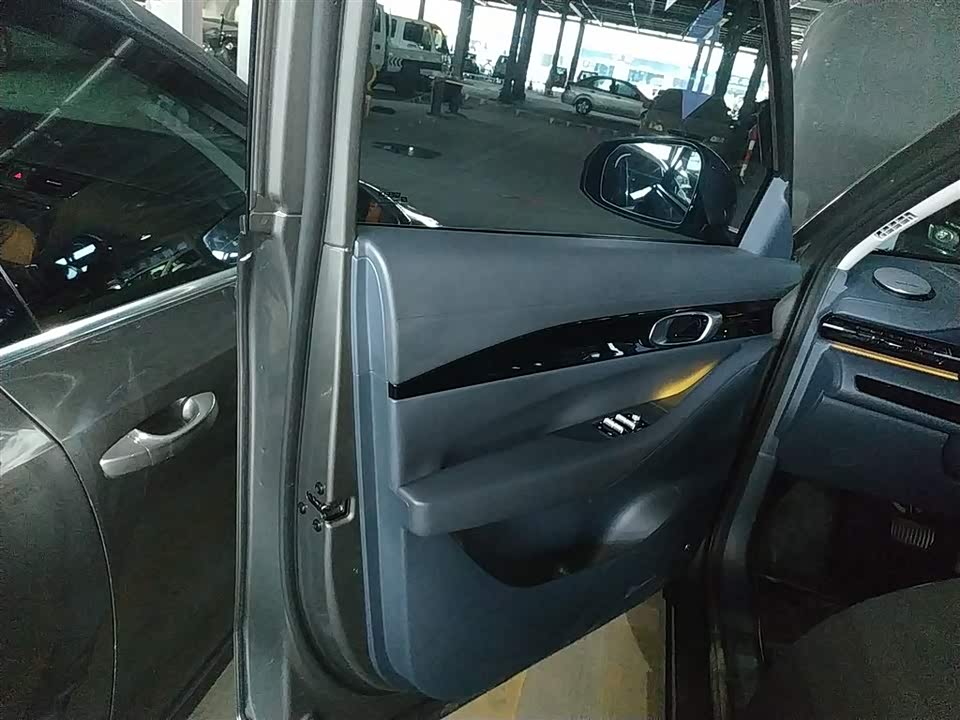 Geely Galaxy Galaxy E5