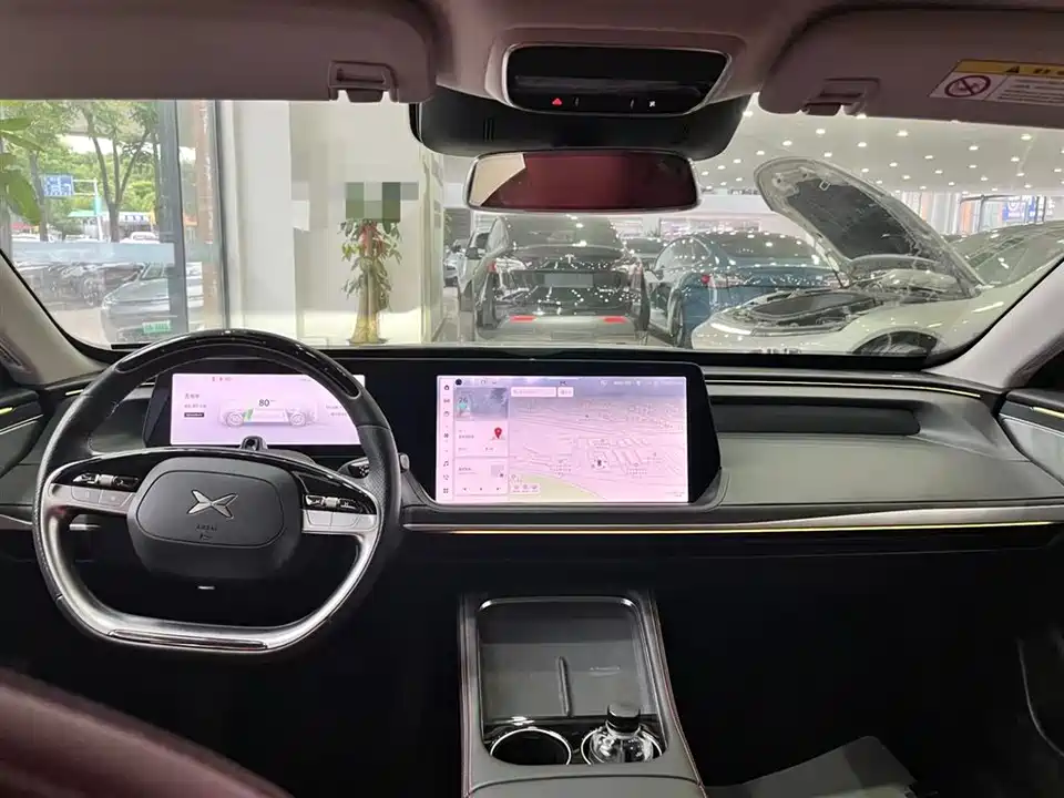 XPENG P7