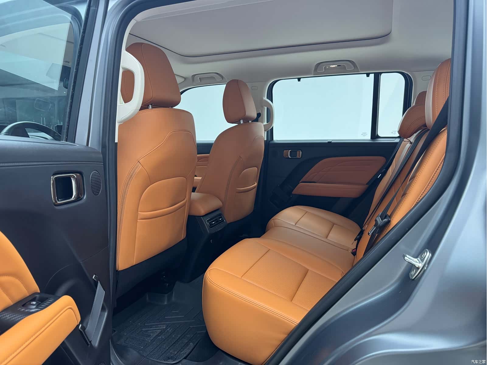 Haval Raptor, 2026 все фото