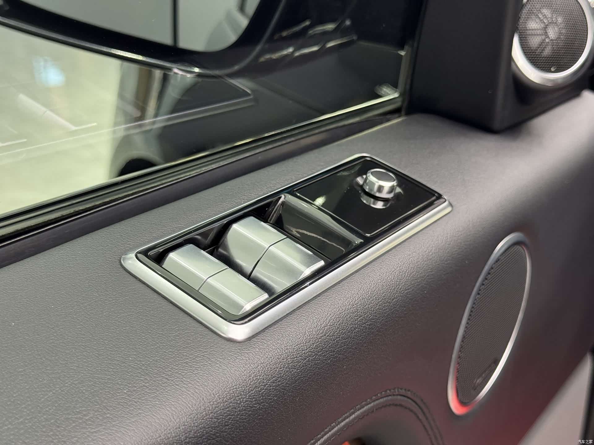 Land Rover Range Rover, 2019 11