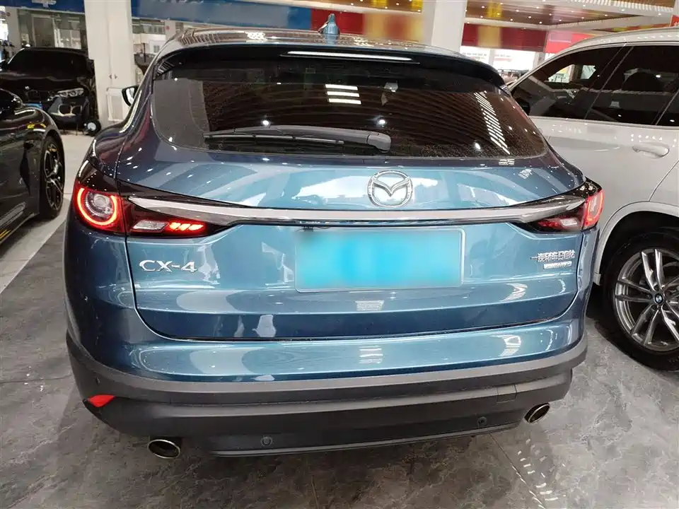 Mazda CX-4