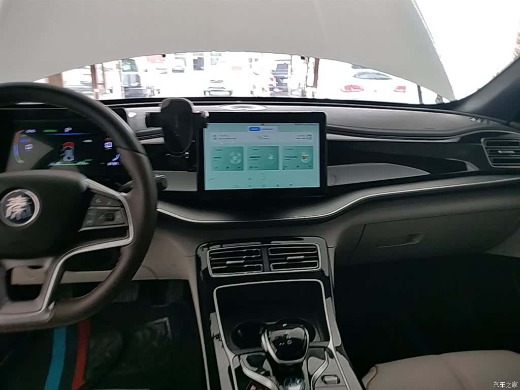 BYD Qin, 2024 13