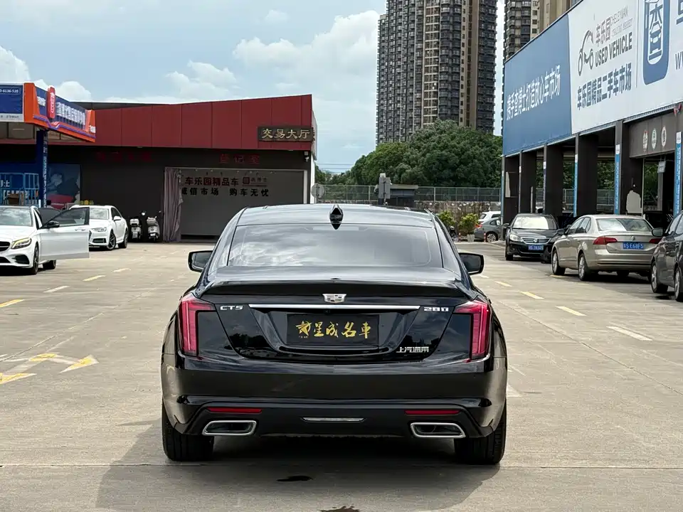 Cadillac CT5