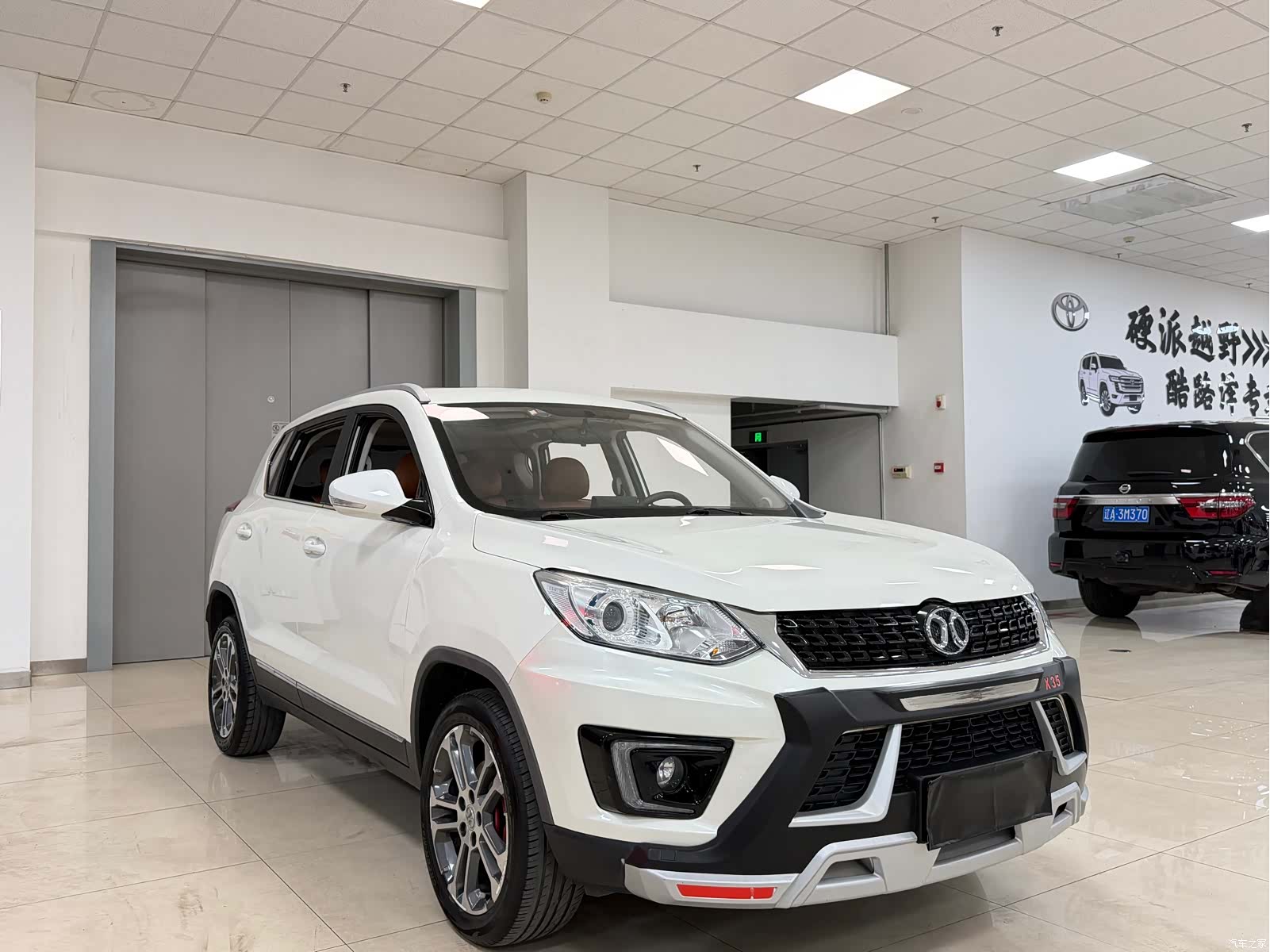 BAIC X35, 2017 3
