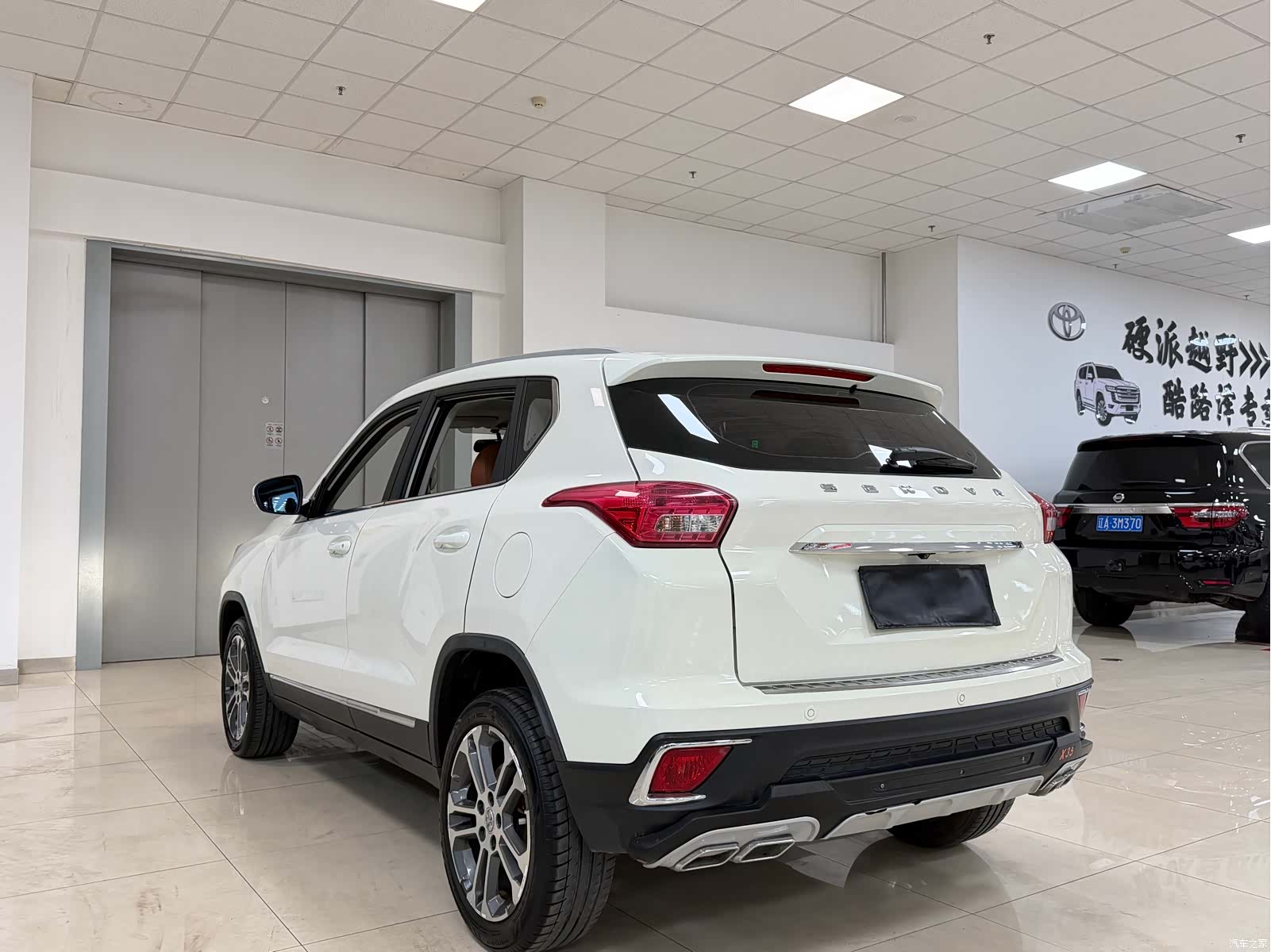 BAIC X35, 2017 6