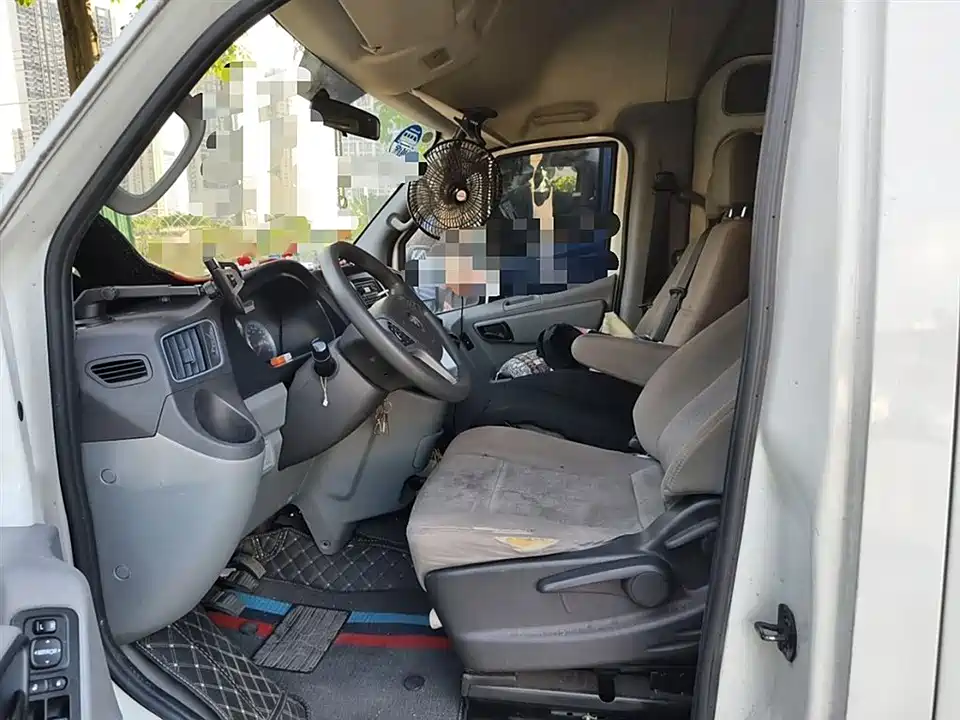 Foton Tuano Foton Tuano