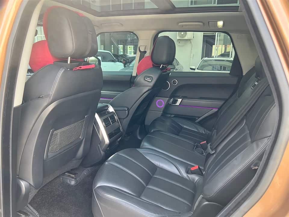 Land Rover Range Rover Sport Land Rover Range Rover Sport