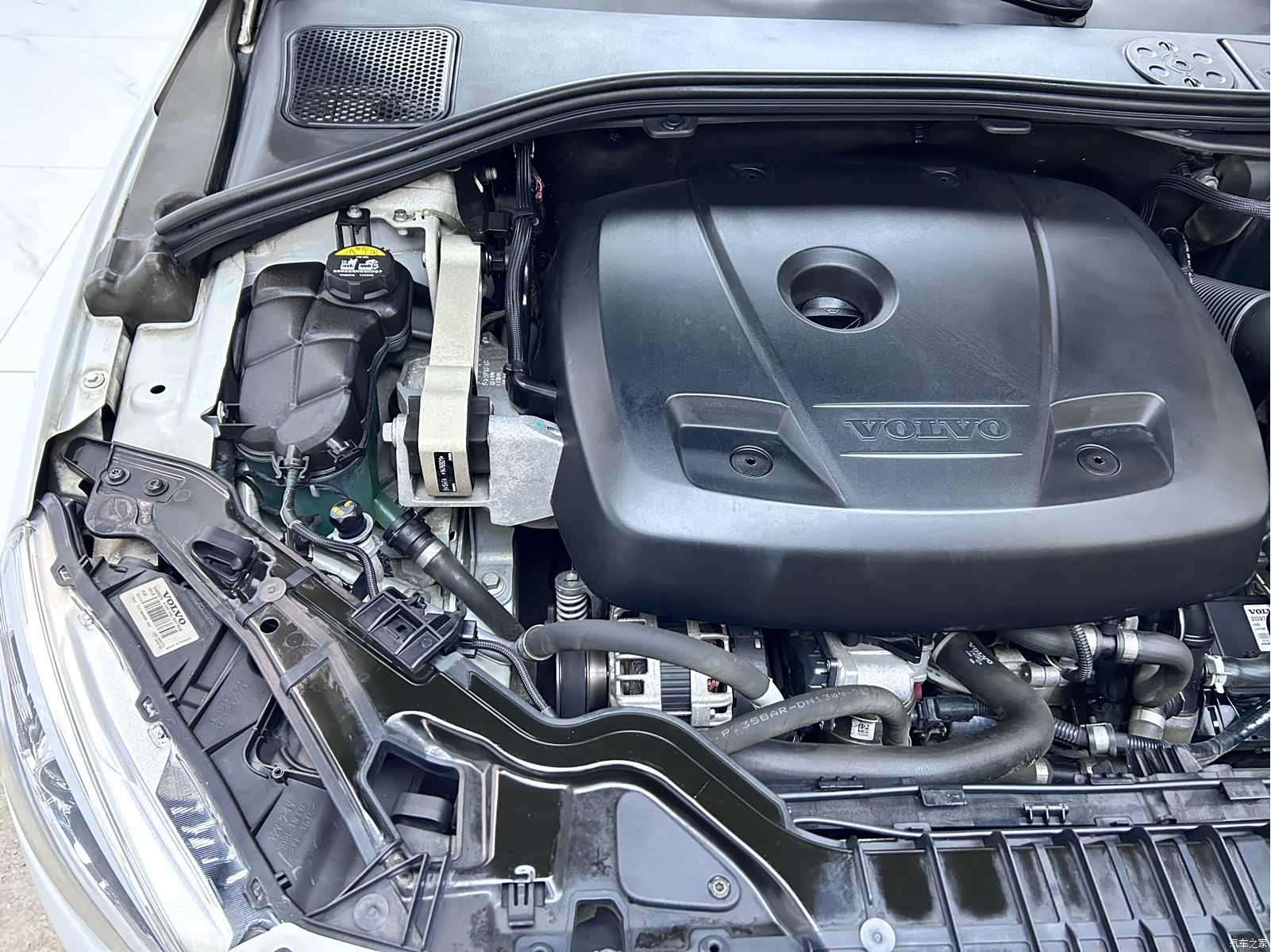 Volvo S60, 2016 26