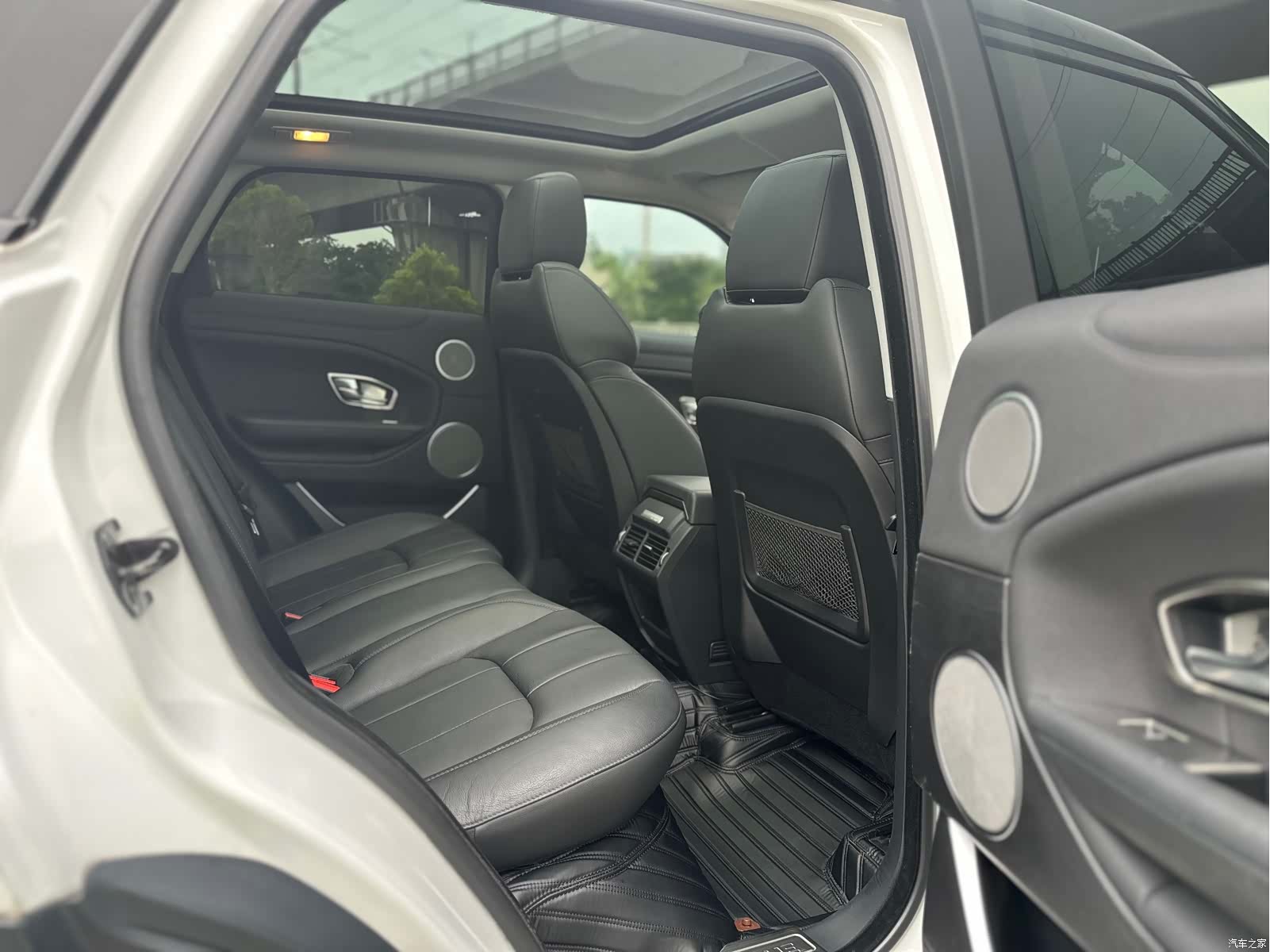Land Rover Range Rover, 2018 16