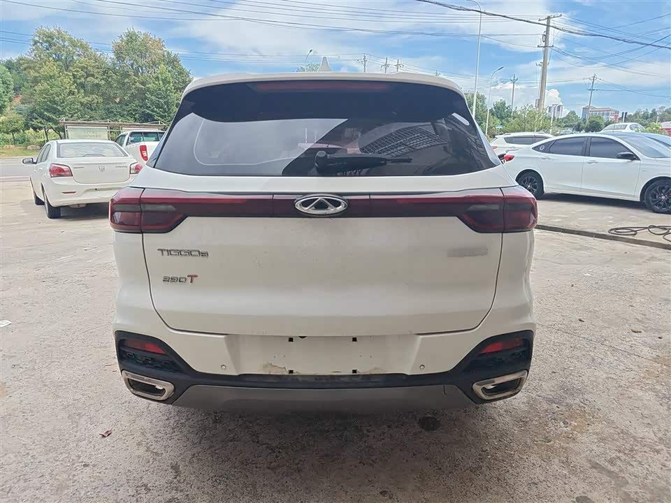 Chery Tiggo 8