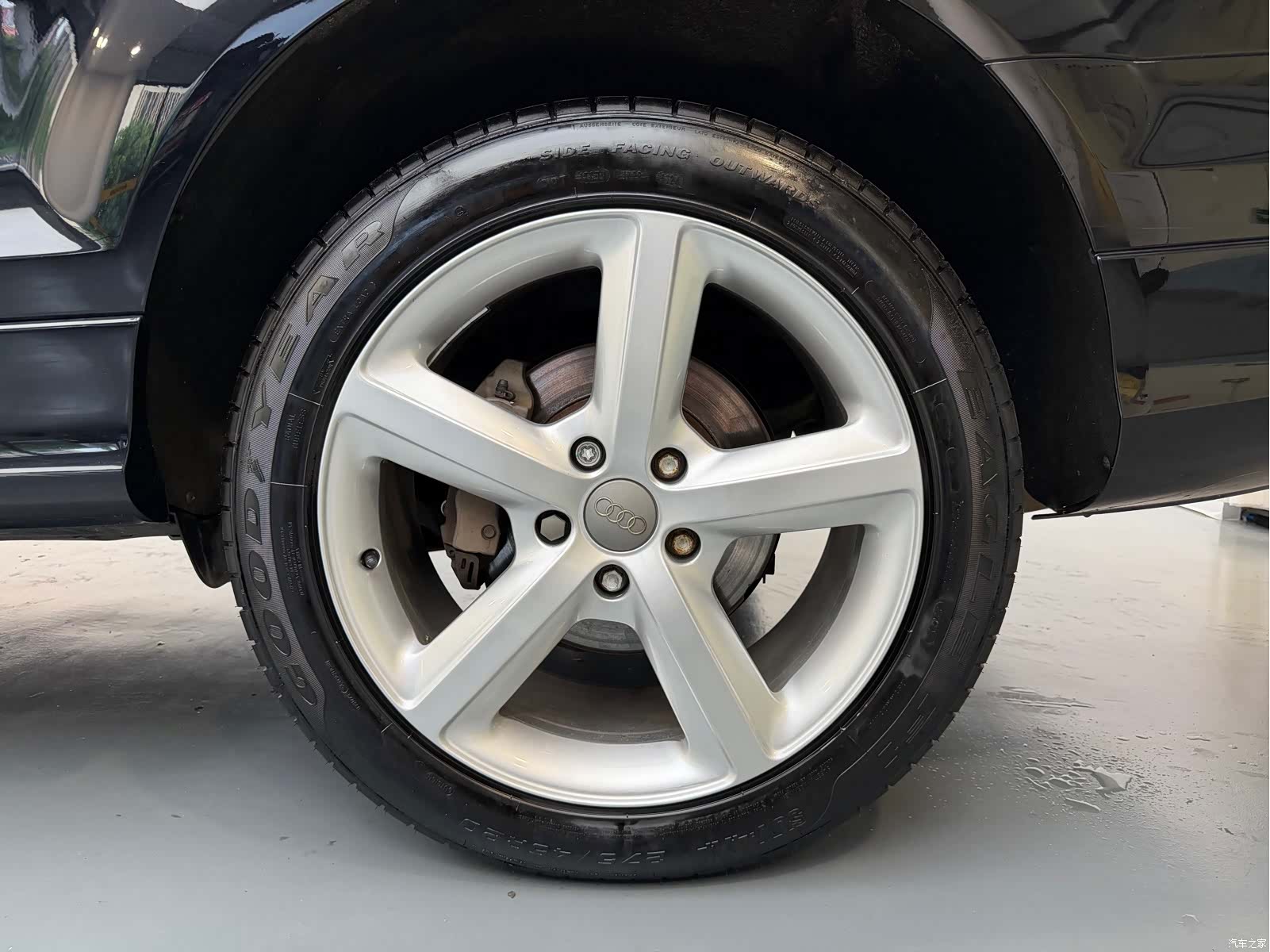 Audi Q7, 2013 13