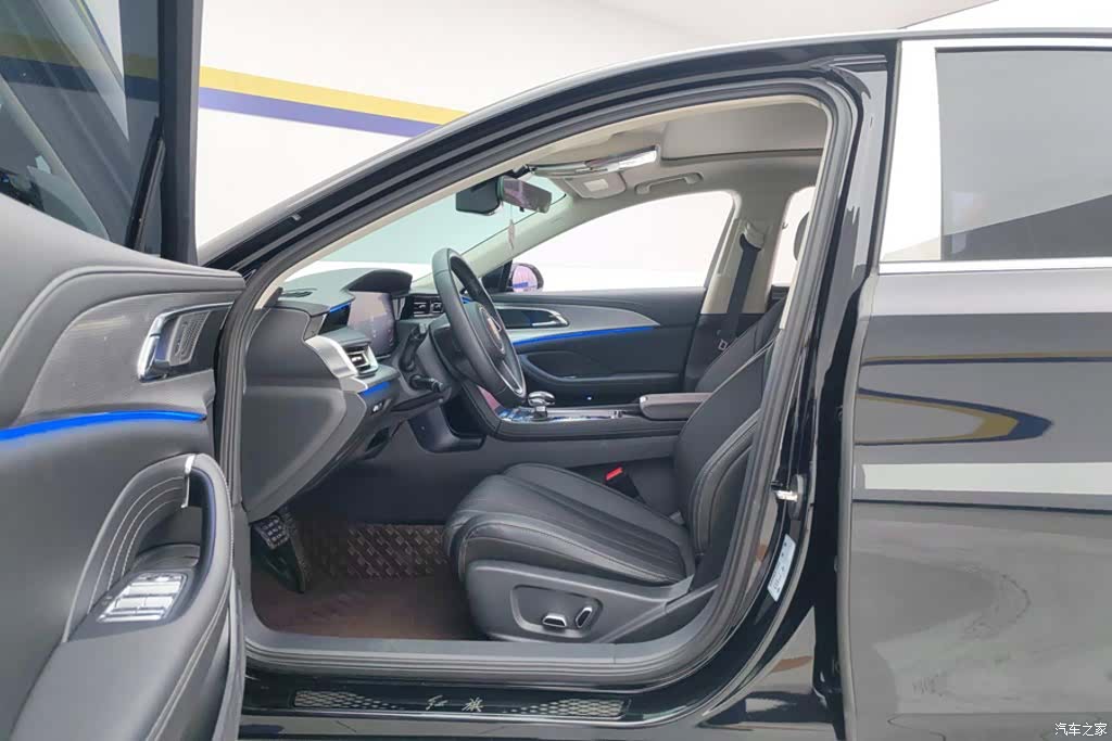 Hongqi H5, 2024 9