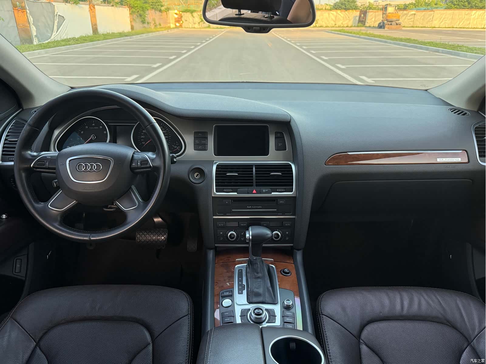 Audi Q7, 2015 10