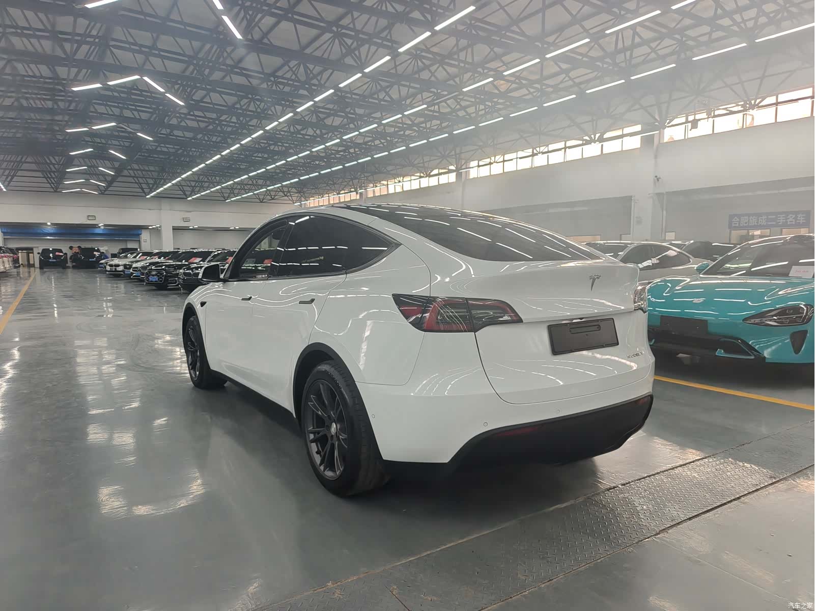 Tesla Model Y, 2024 10