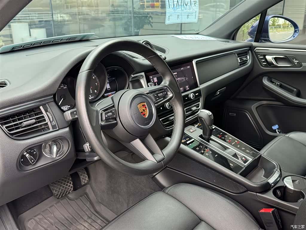 Porsche Macan, 2023 9