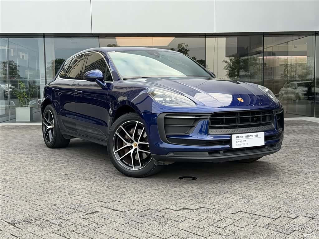 Porsche Macan, 2023 все фото