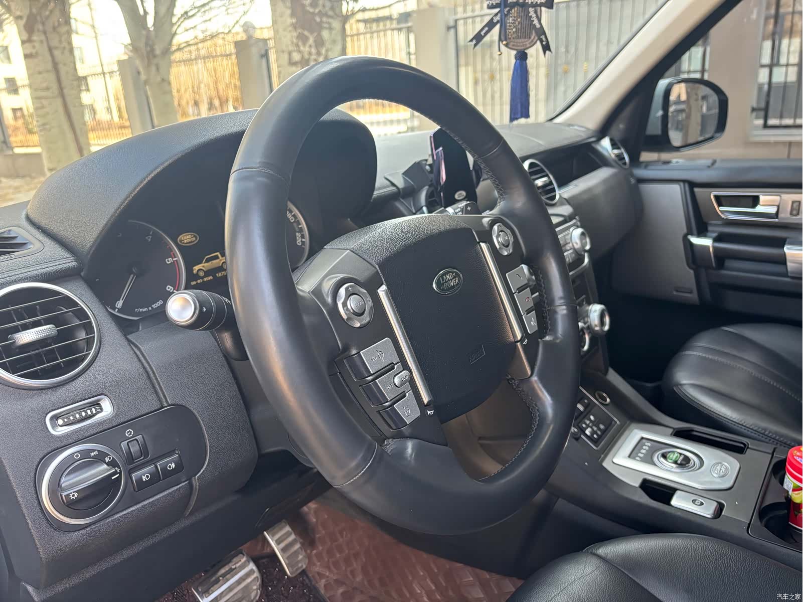 Land Rover Discovery, 2014 4