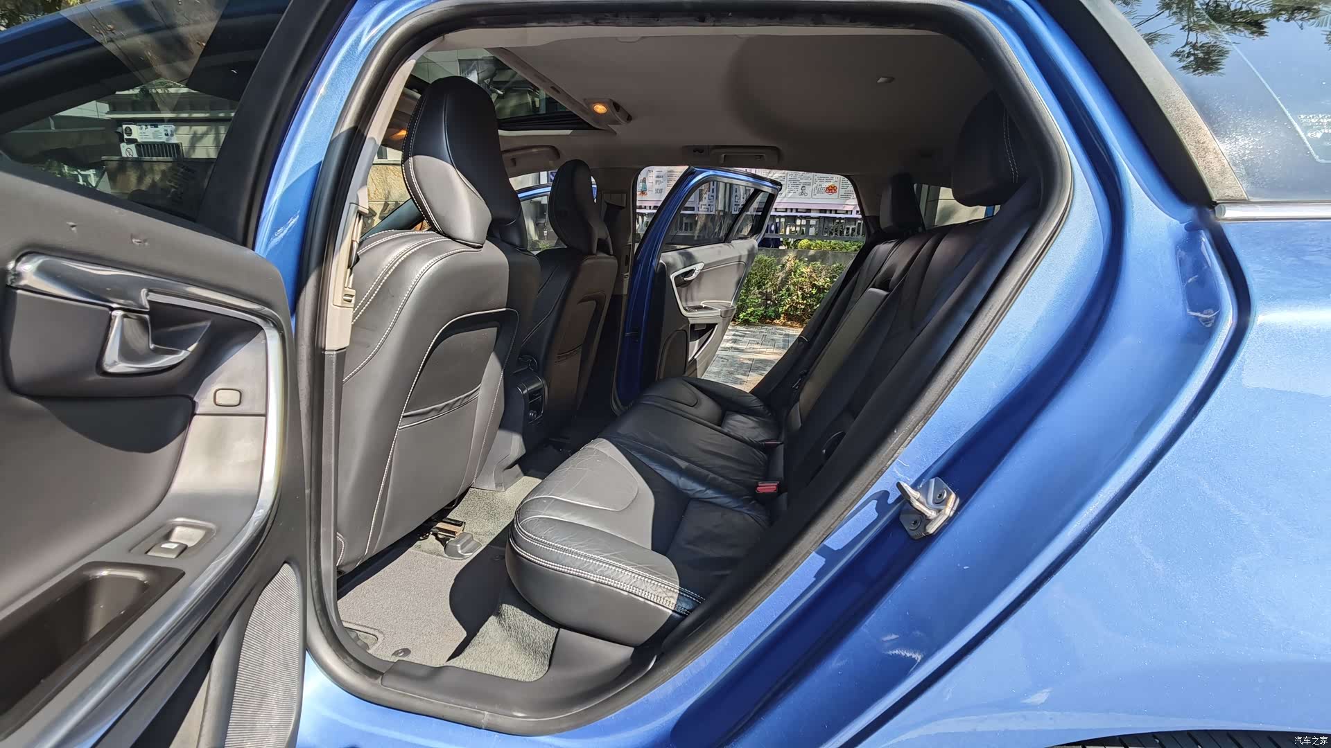 Volvo V60, 2014 12