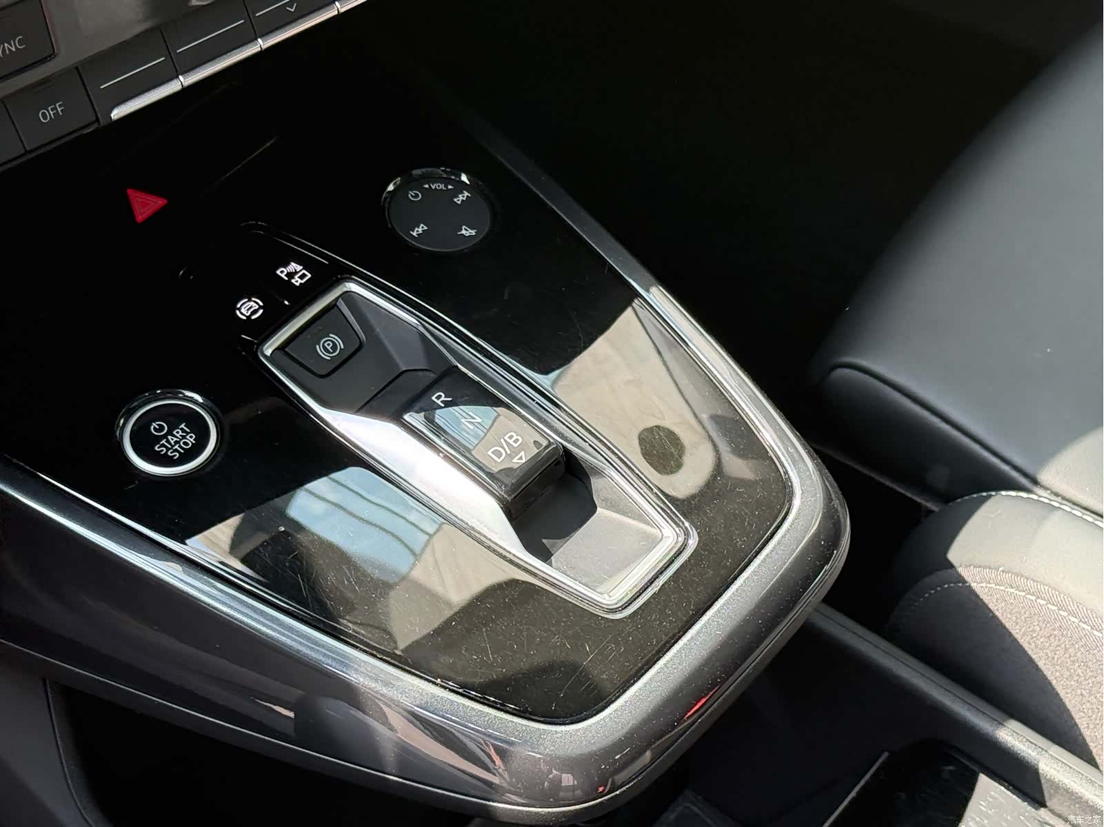 Audi Q4 e-tron, 2024 8