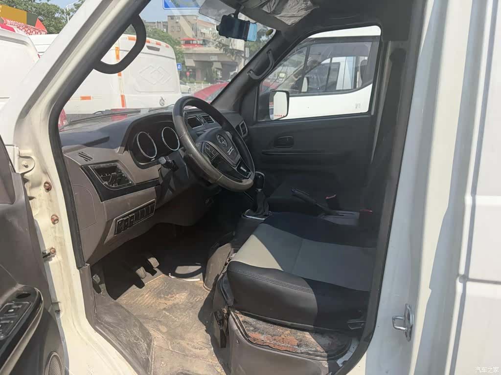 DongFeng EM26, 2022 10