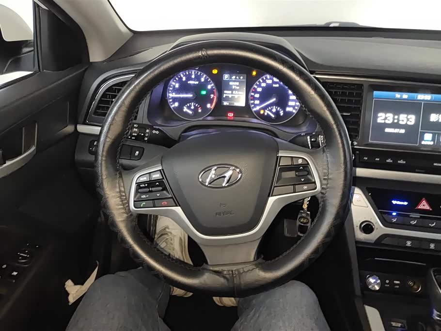 Hyundai Lead