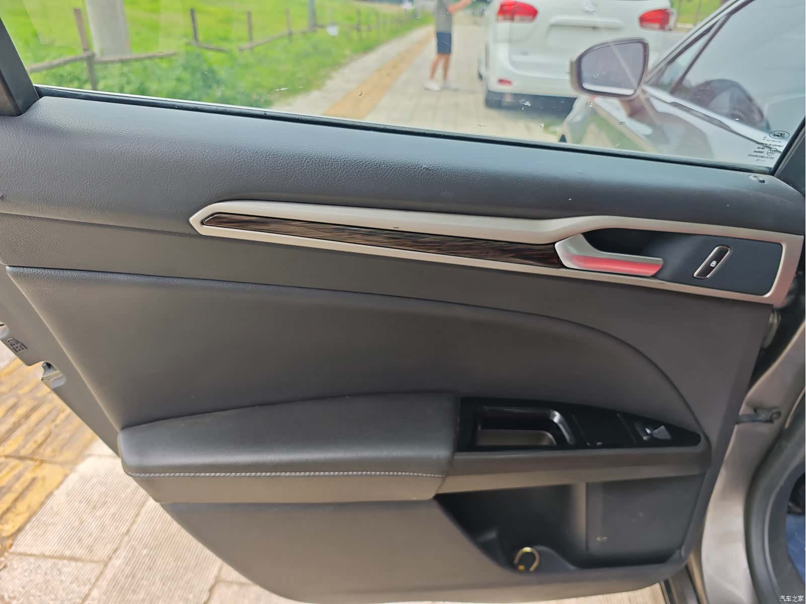 Ford Mondeo, 2017 10