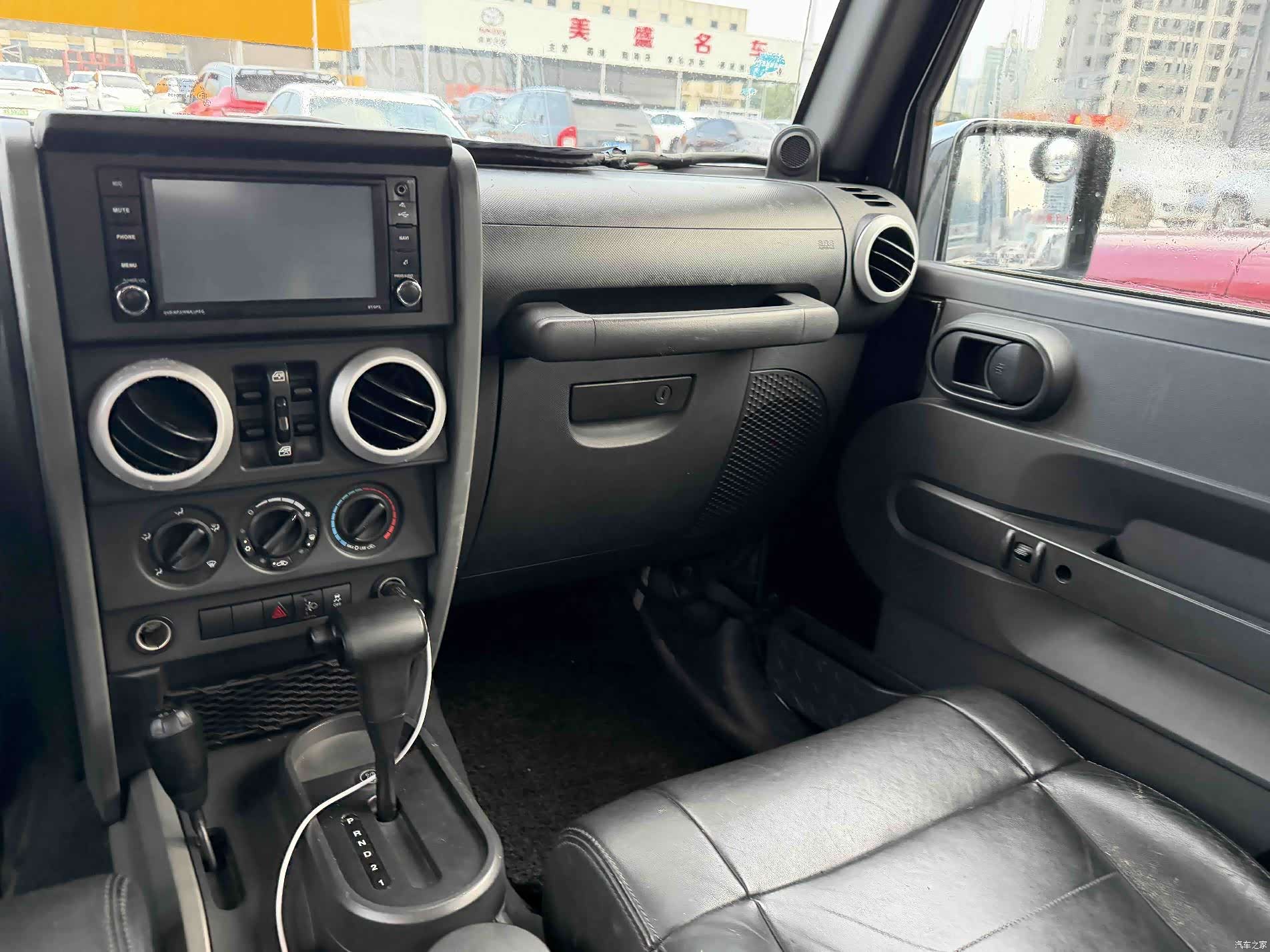 Jeep Wrangler, 2010 9