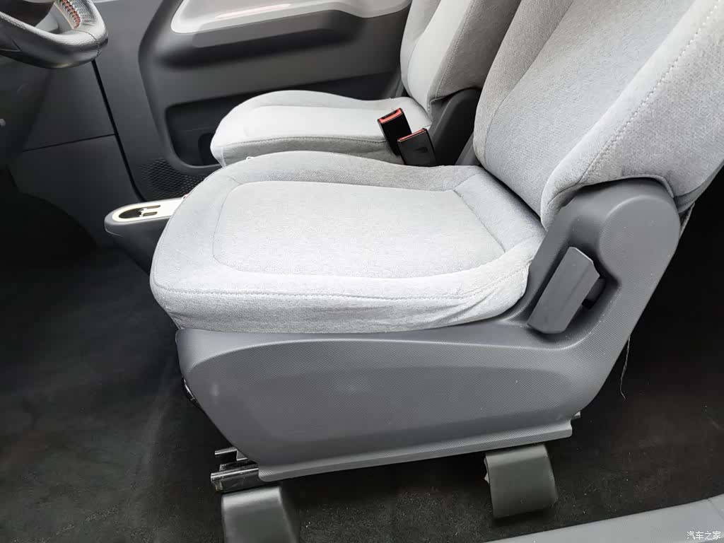 Wuling MINIEV, 2021 20