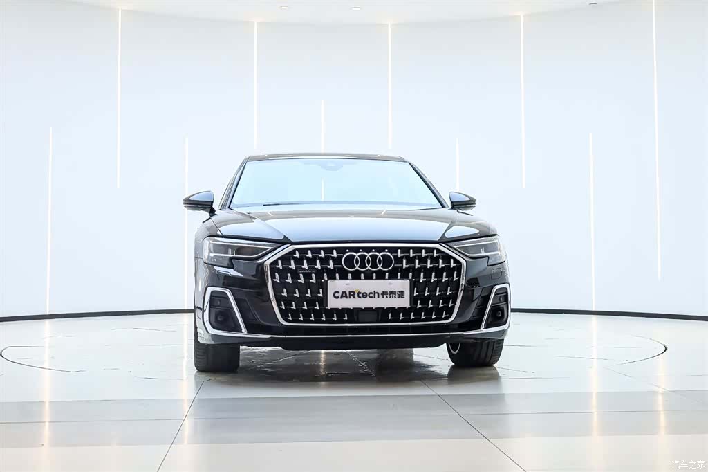 Audi A8L, 2023 3