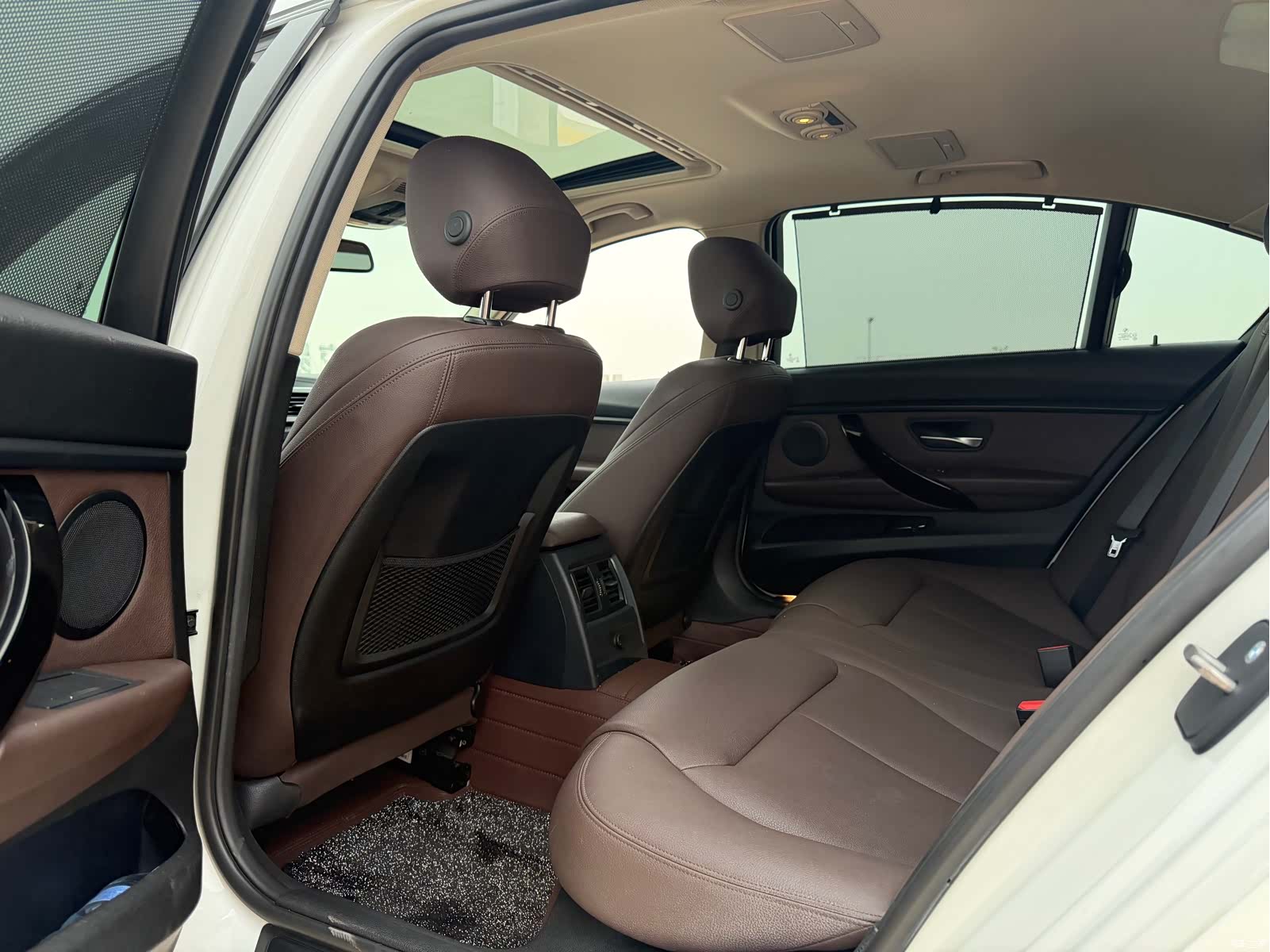 BMW 3 Series, 2018 все фото