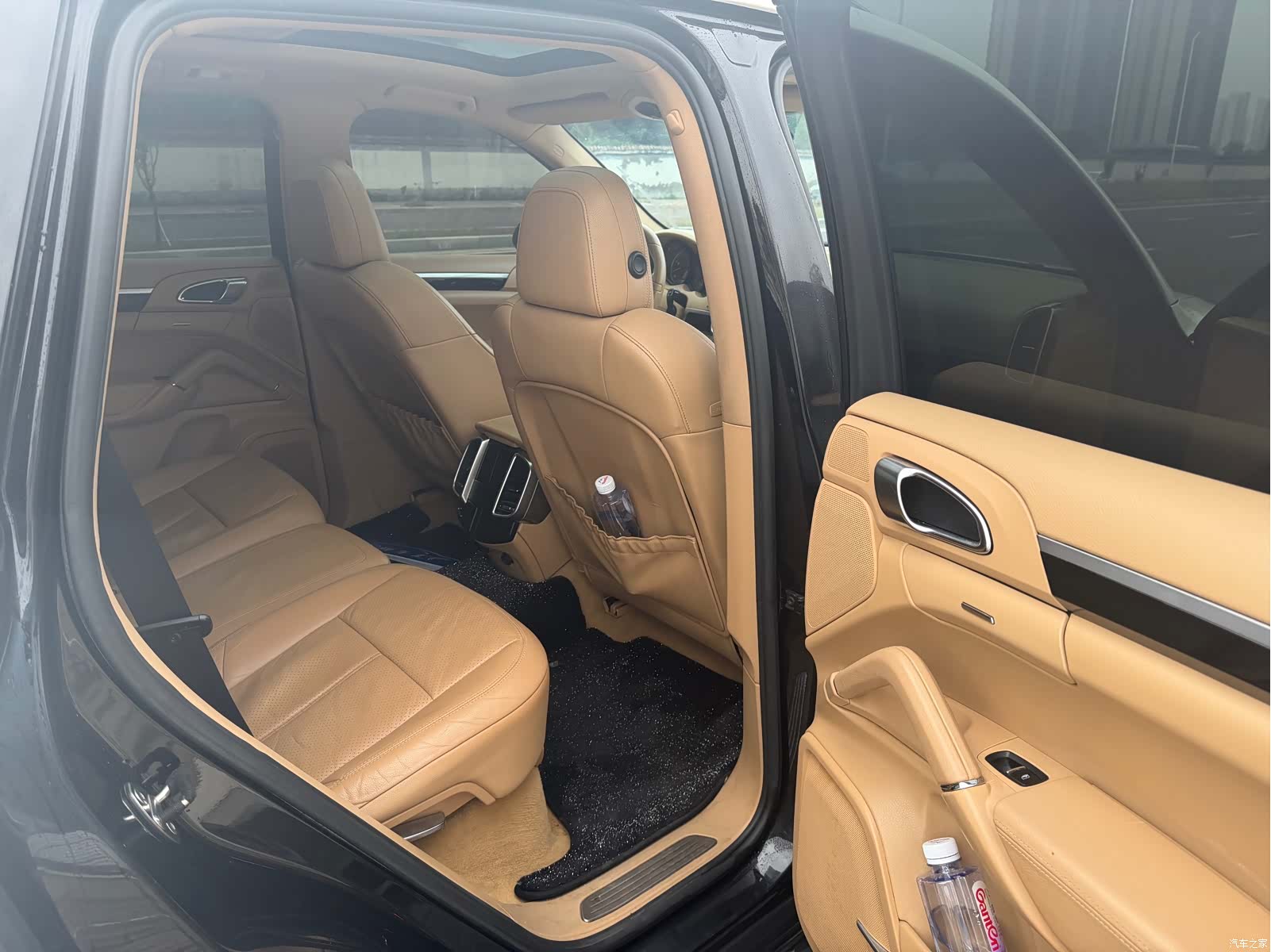 Porsche Cayenne, 2011 все фото
