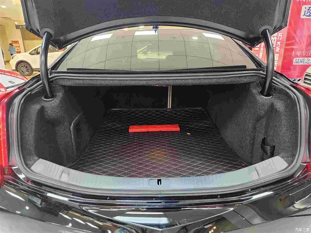 Cadillac XTS, 2016 13