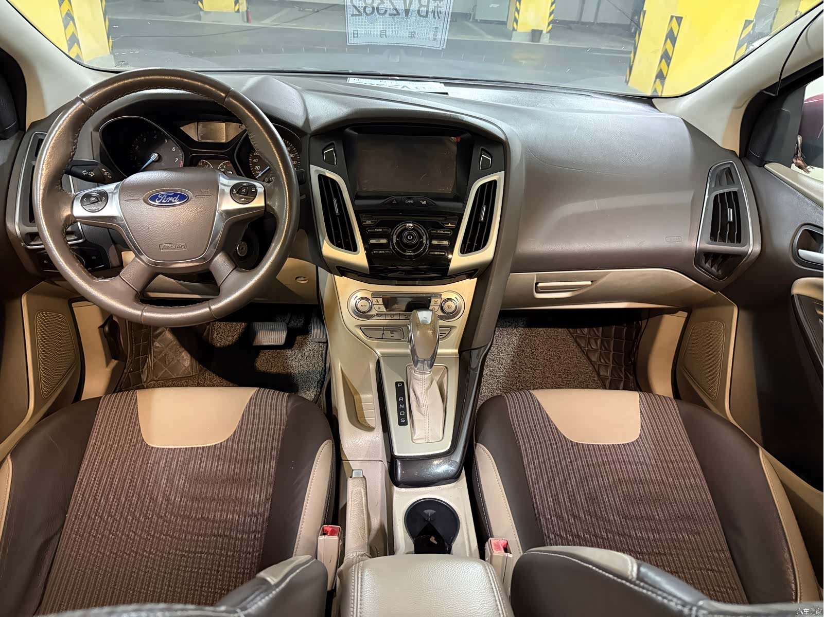 Ford Focus, 2014 7