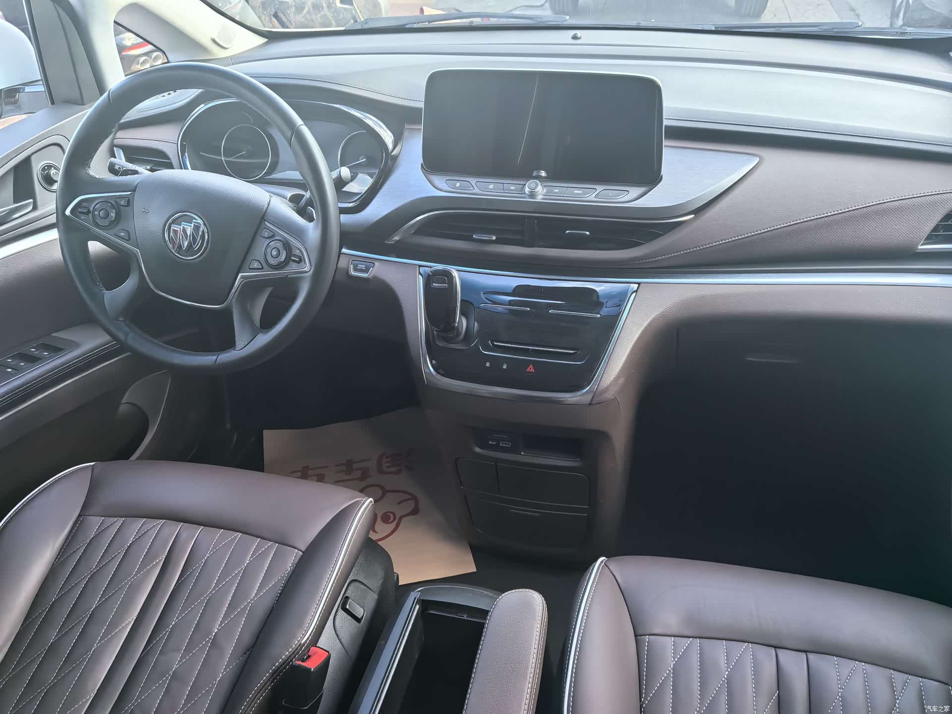 Buick GL8, 2022 10
