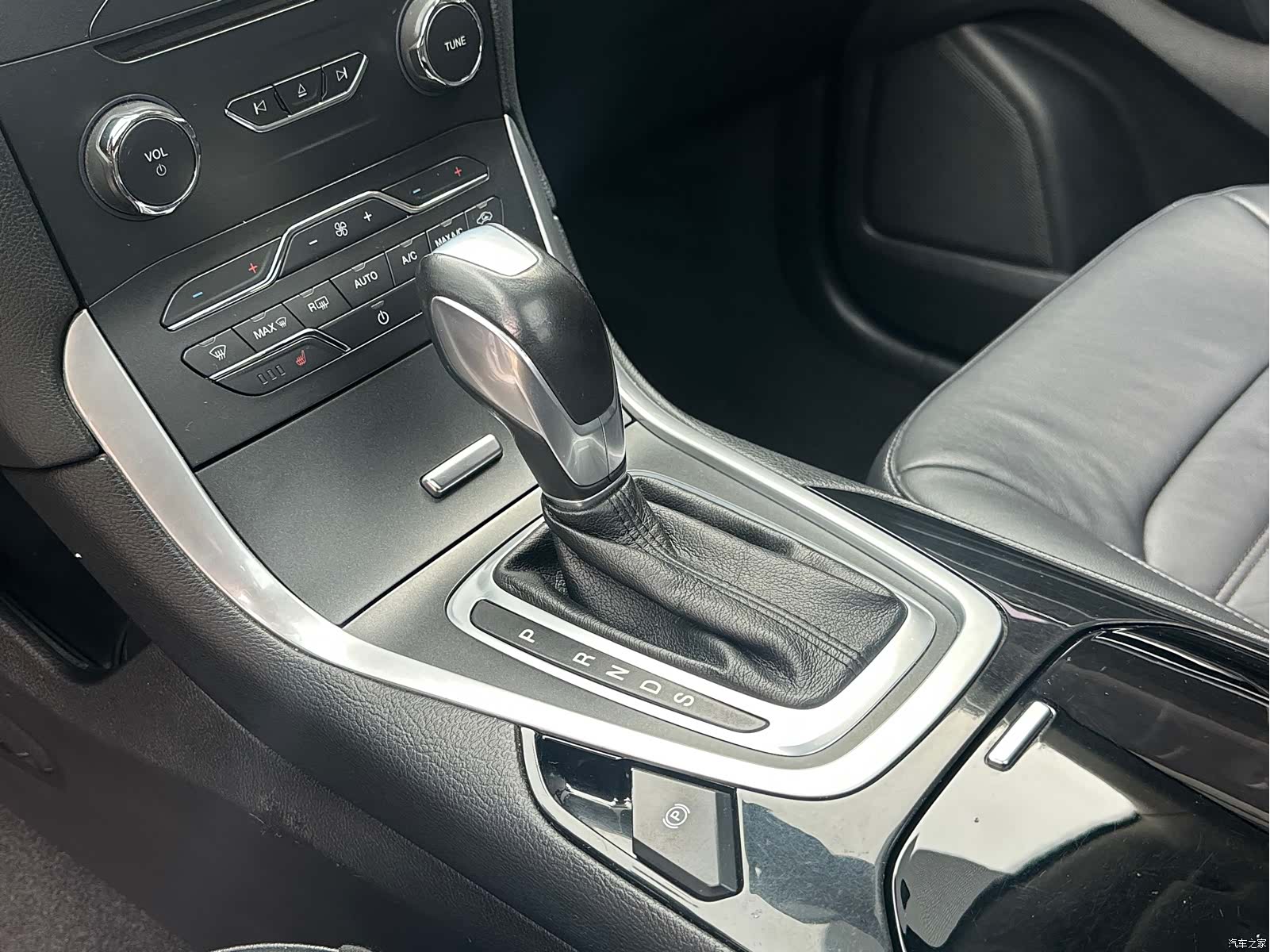 Ford Edge, 2015 7