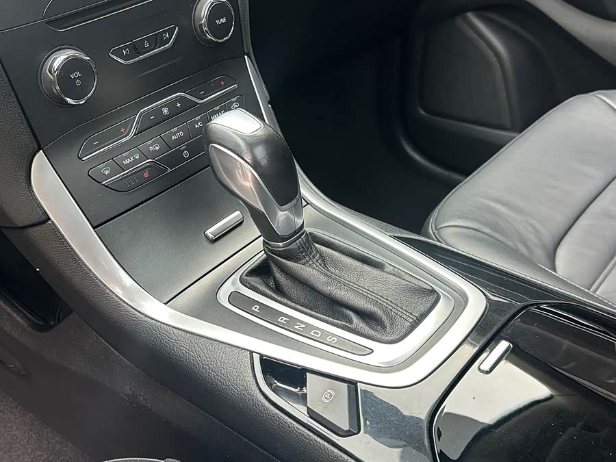 Ford Edge 2015, фото 7