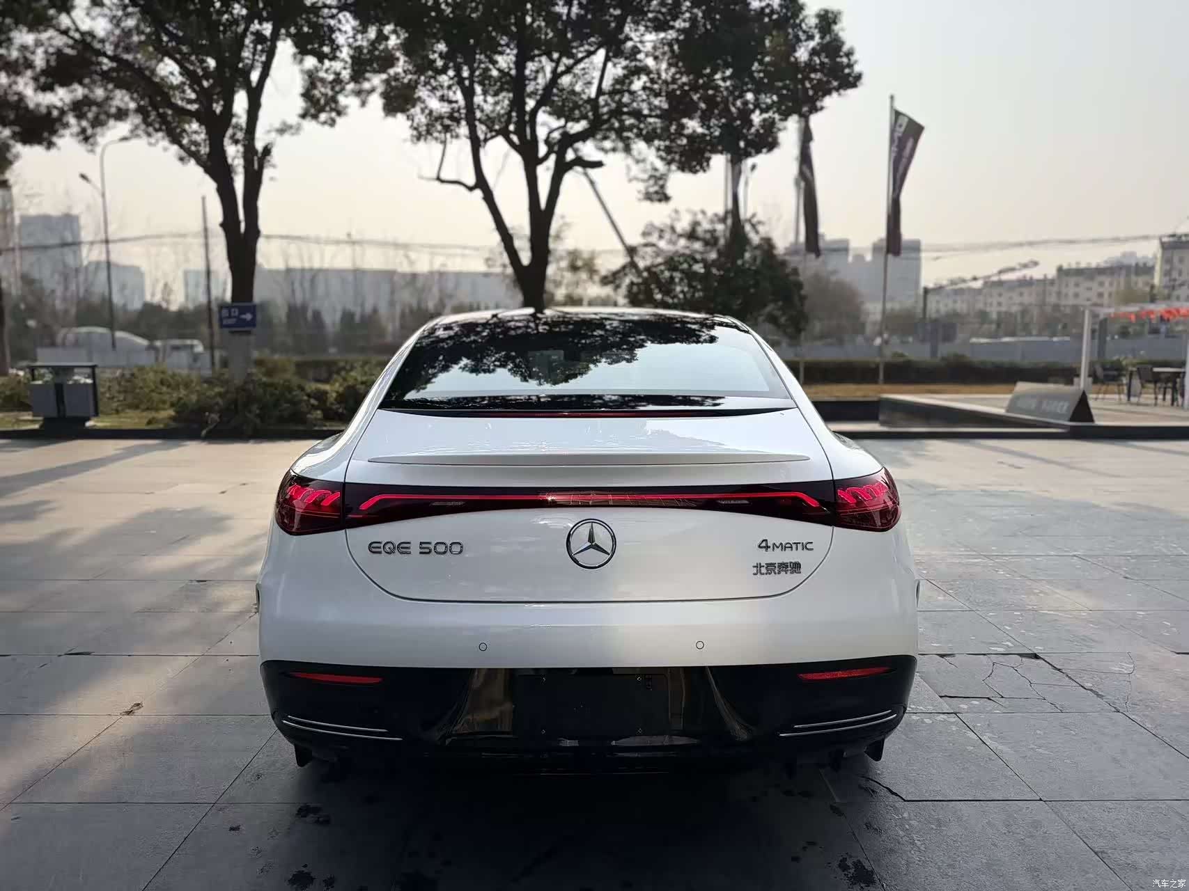 Mercedes-Benz EQE, 2025 8