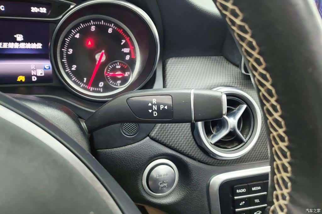 Mercedes-Benz GLA, 2018 16