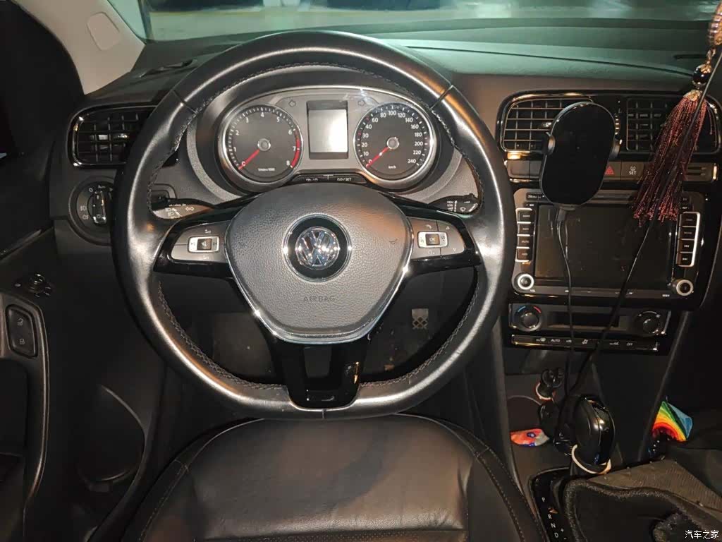 Volkswagen Polo, 2016 3