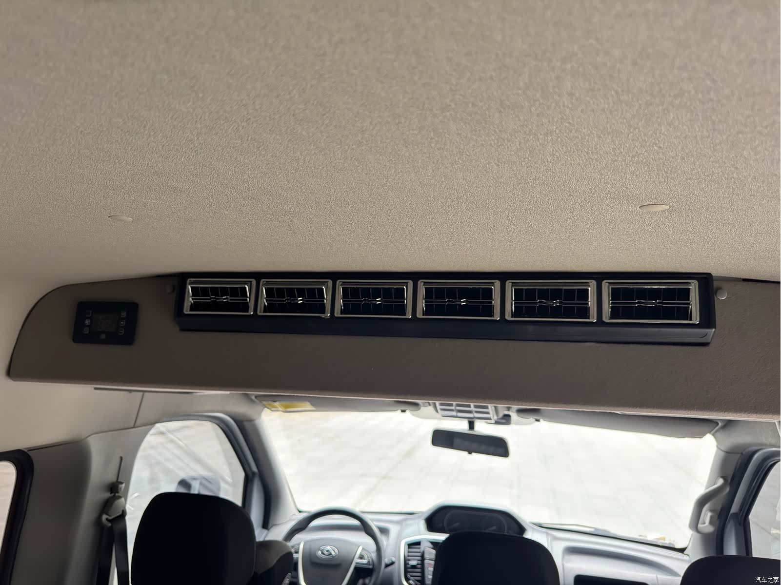 Maxus V80, 2024 14