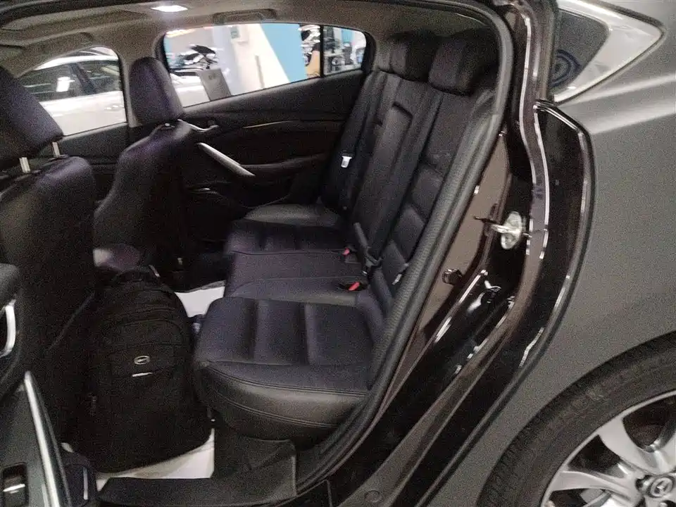 Mazda Atez