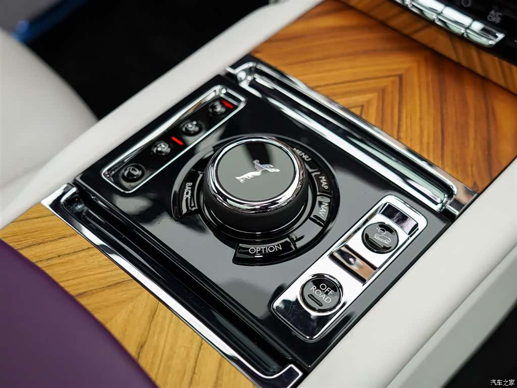 Rolls-Royce Cullinan, 2019 23