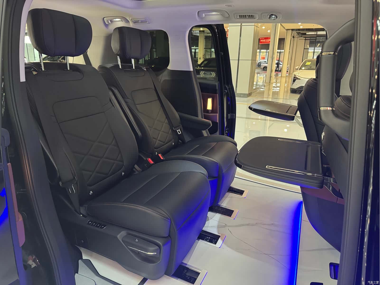 Trumpchi E8, 2024 14