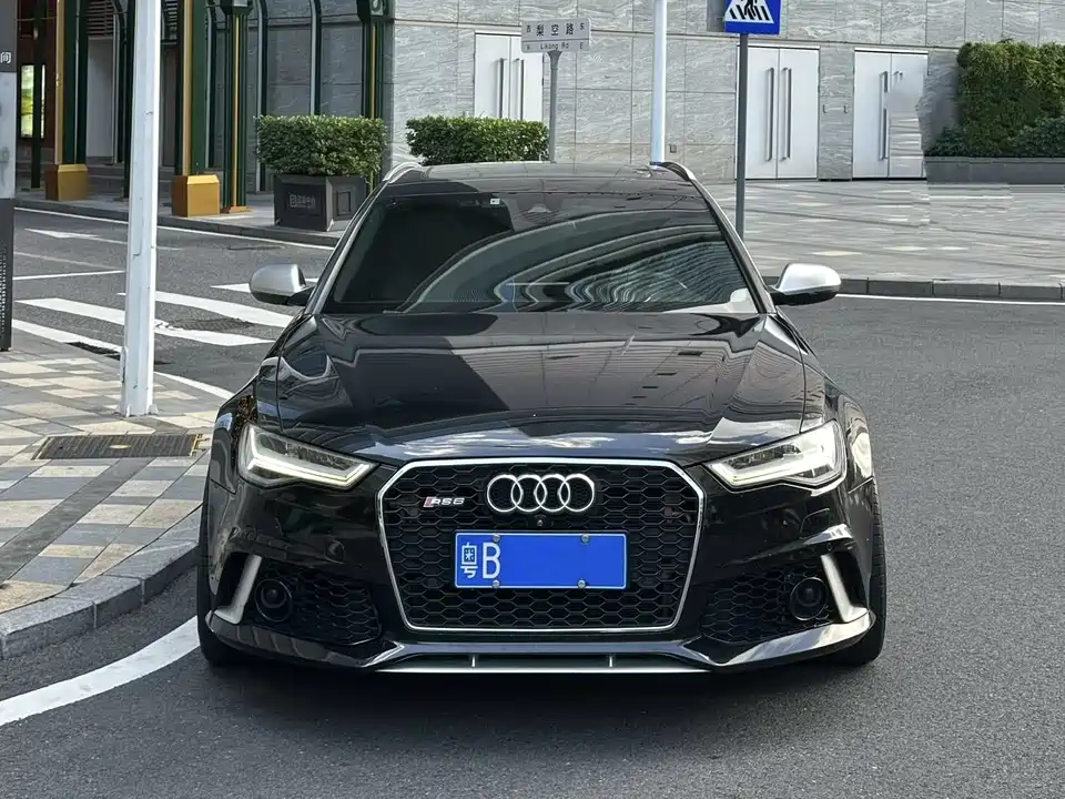 Audi RS 6