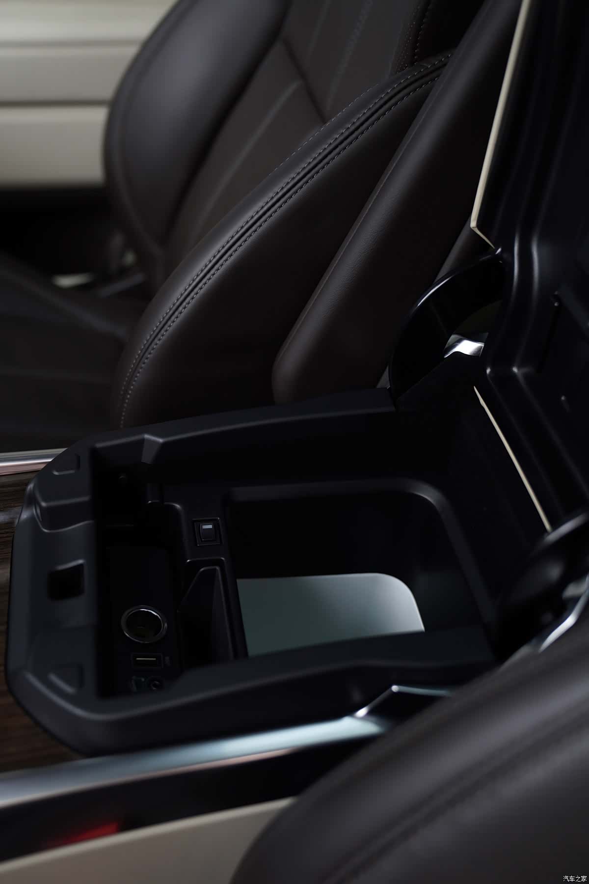 Land Rover Range Rover, 2015 16