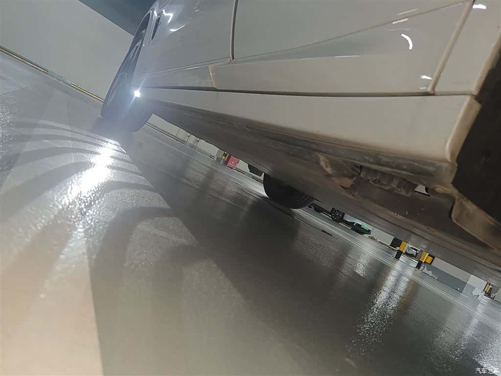 BMW iX3, 2024 25