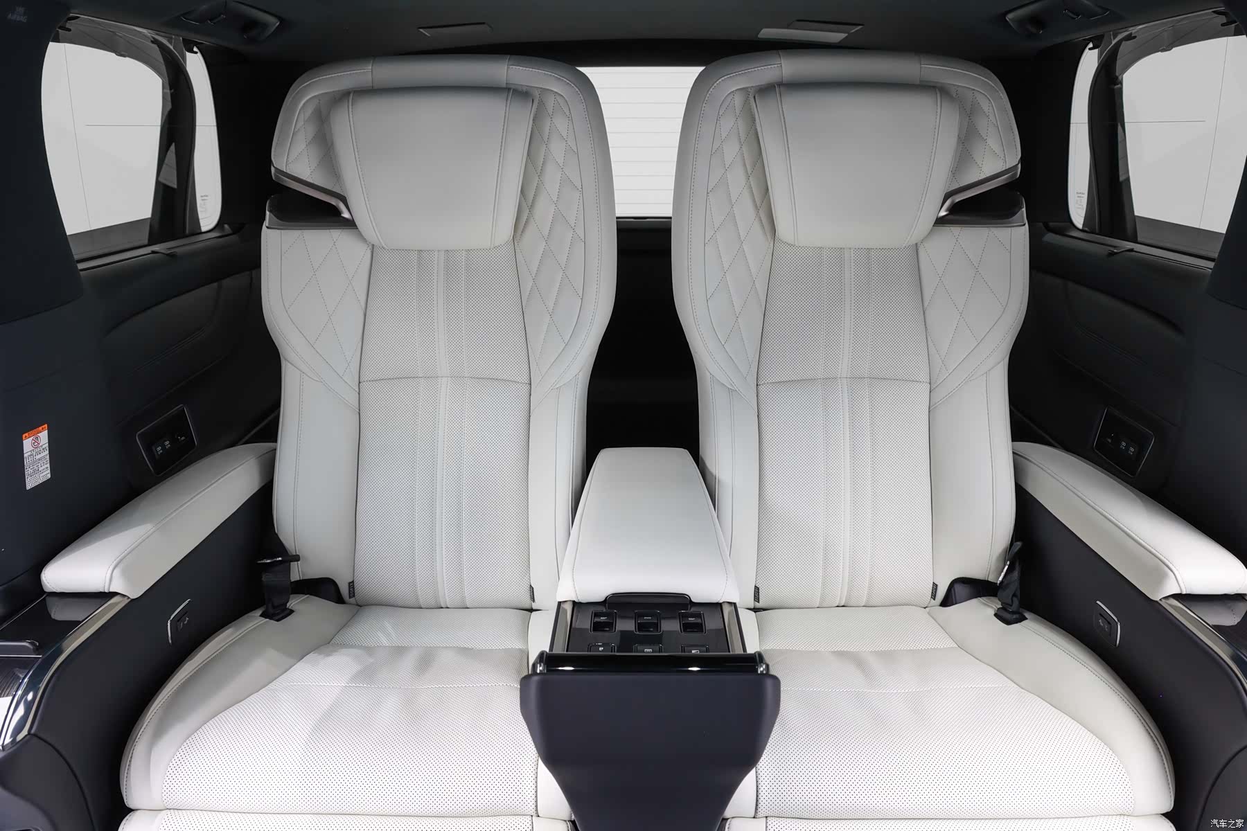 Lexus LM, 2022 12